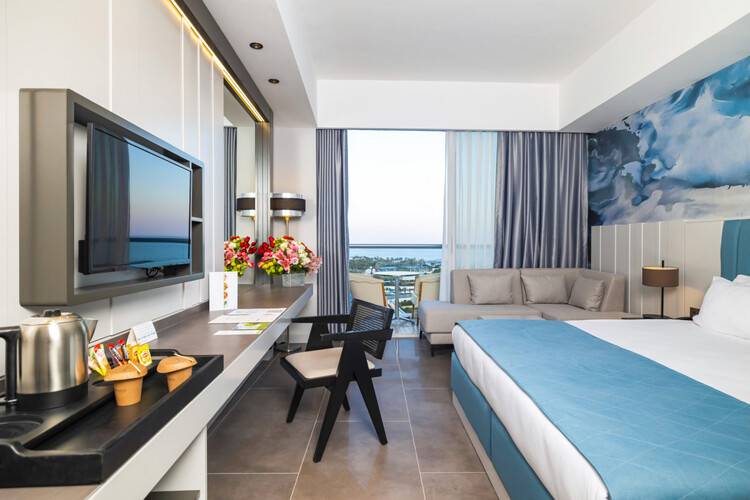 Crystal Centro Resort