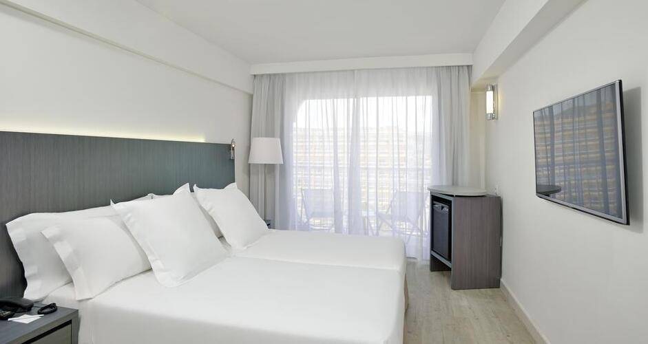 Sol House The Studio Calvia Beach (Adults Only 16+)
