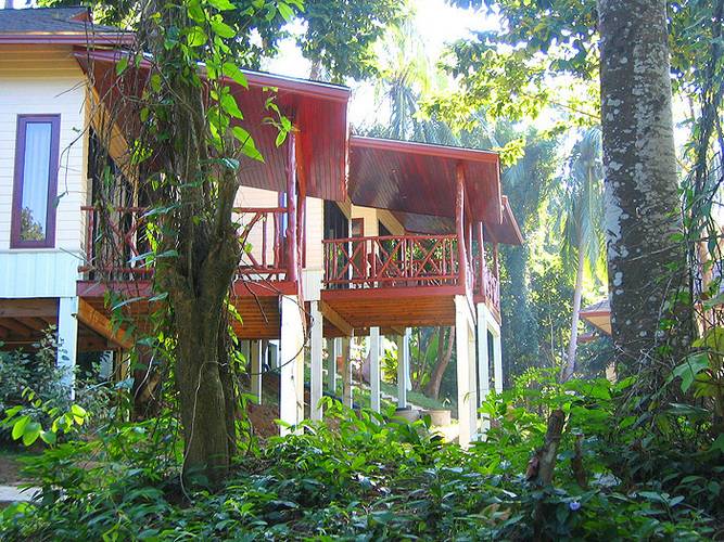 Phi Phi Bayview Premier Resort (Ex.Arayaburi Resort)