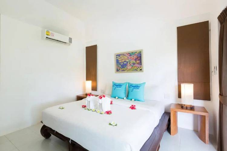 Phi Phi Bayview Premier Resort (Ex.Arayaburi Resort)