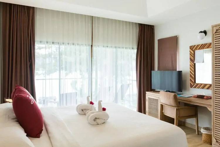 Phi Phi Bayview Premier Resort (Ex.Arayaburi Resort)