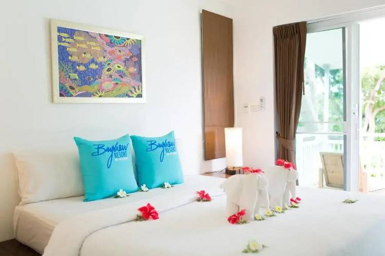 Phi Phi Bayview Premier Resort (Ex.Arayaburi Resort)
