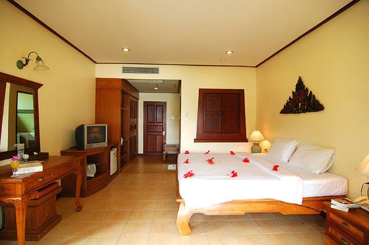 Phi Phi Bayview Premier Resort (Ex.Arayaburi Resort)