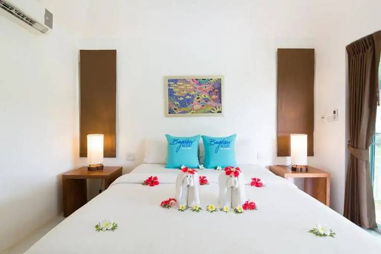 Phi Phi Bayview Premier Resort (Ex.Arayaburi Resort)