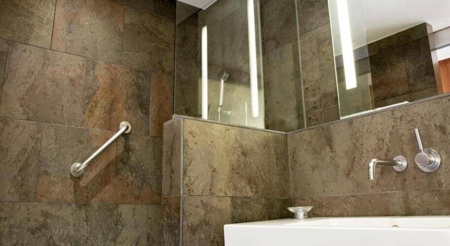 Le Meridien Barcelona Hotel — фото 12