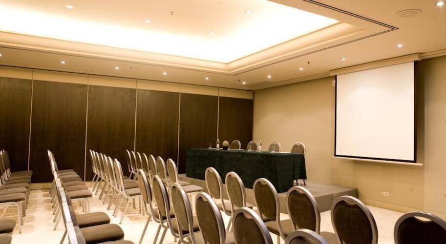 Gallery Hotel — фото 12