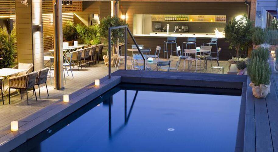 Gallery Hotel — главное фото