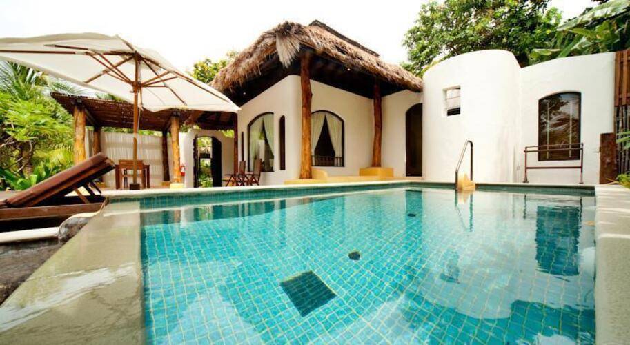 Paradee Resort