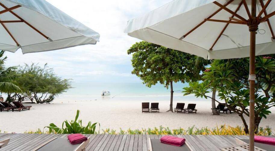 Paradee Resort