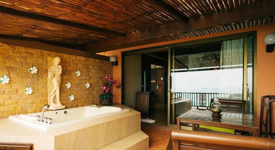 Samui Bayview Resort & Spa (Ex.Best Western Samui Bayview)