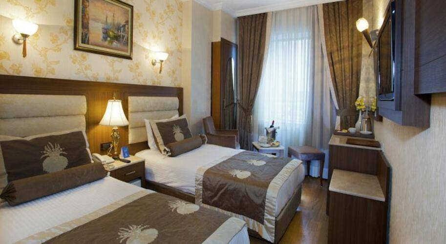 Grand Hilarium Hotel