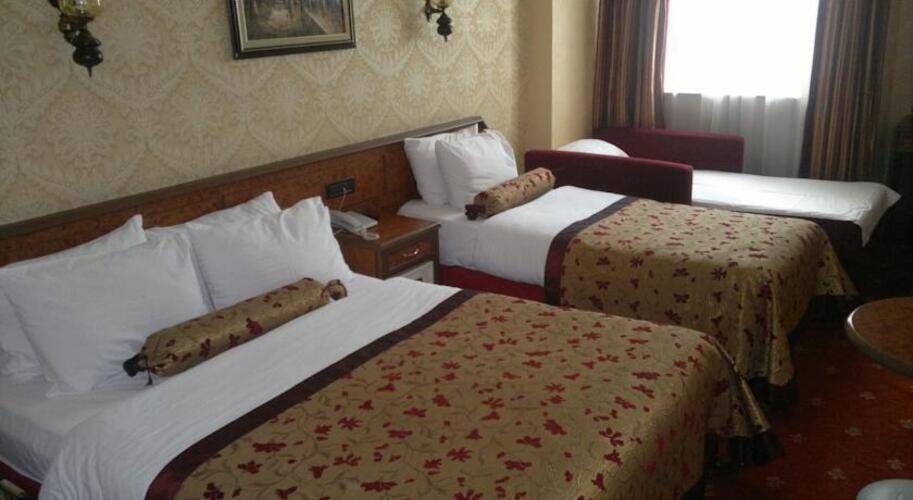 Grand Hilarium Hotel