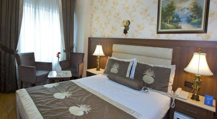 Grand Hilarium Hotel