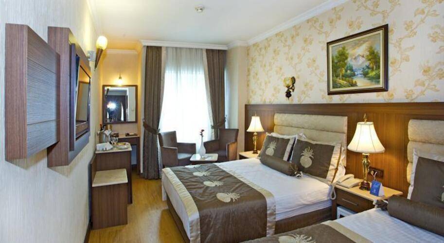 Grand Hilarium Hotel