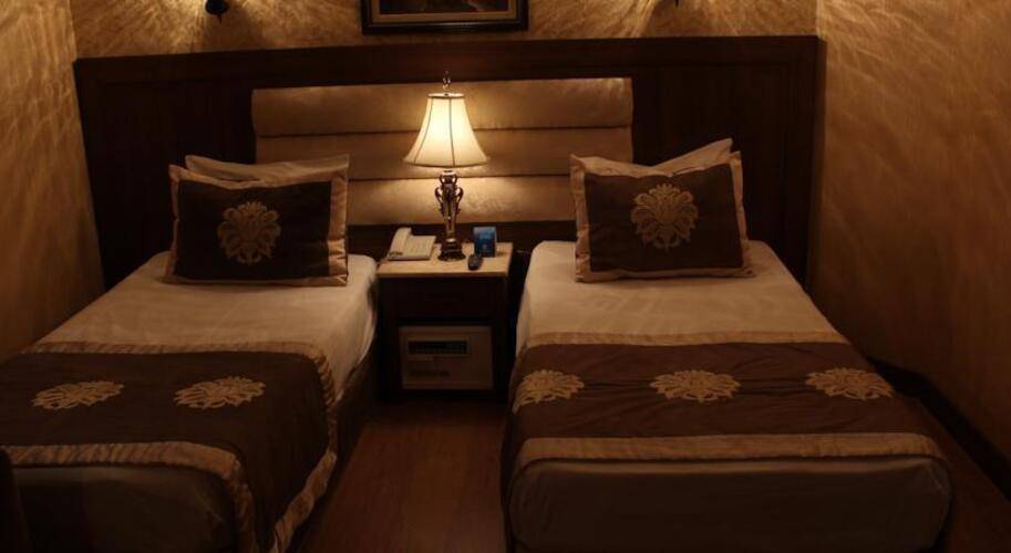 Grand Hilarium Hotel