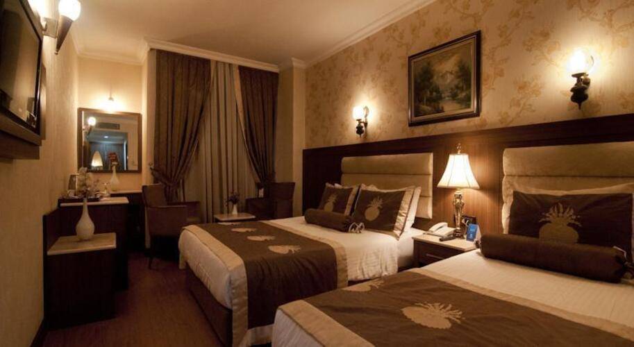 Grand Hilarium Hotel