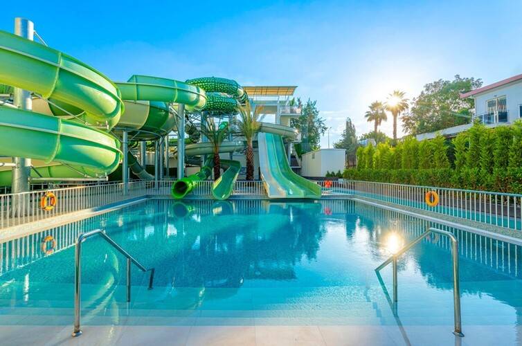 Kirman Sidera Luxury & Spa
