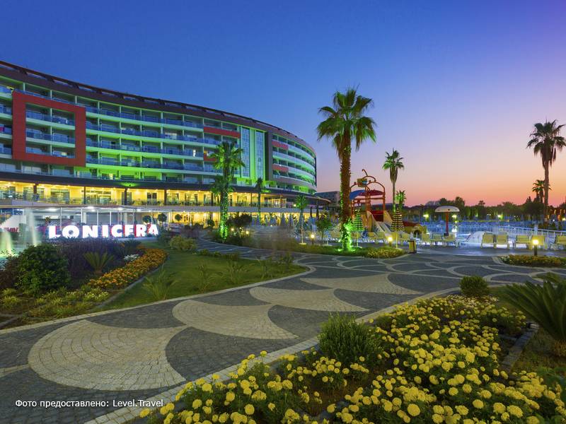 Фотография Lonicera World Hotel