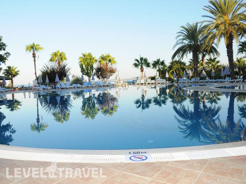 Фотография Lonicera World Hotel