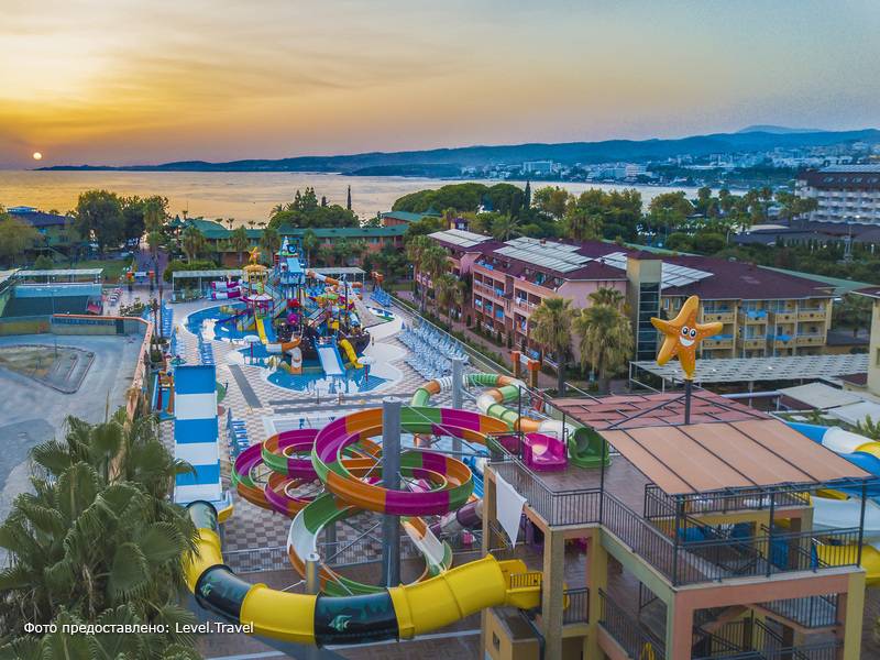 Фотография Lonicera World Hotel