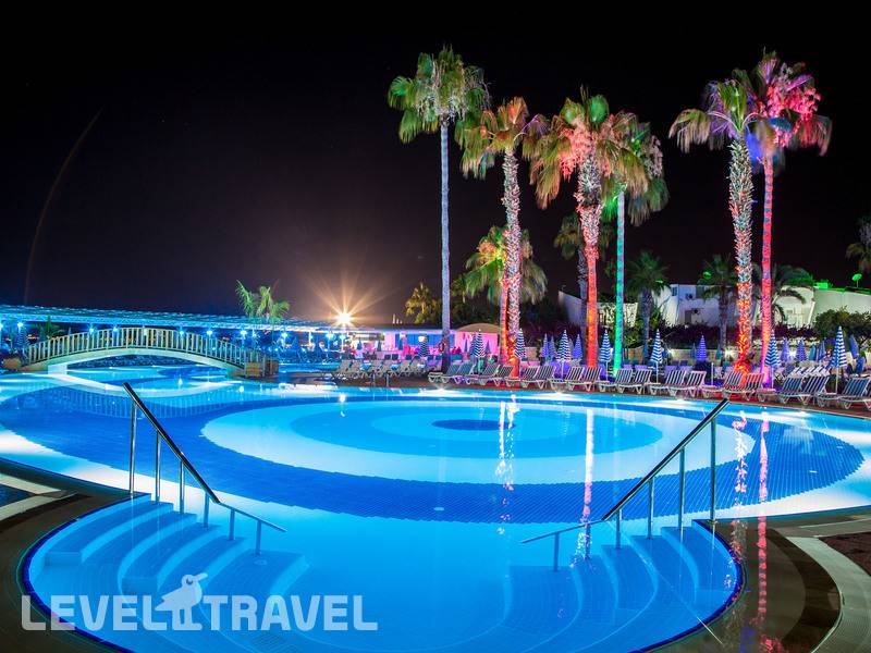 Фотография Lonicera World Hotel