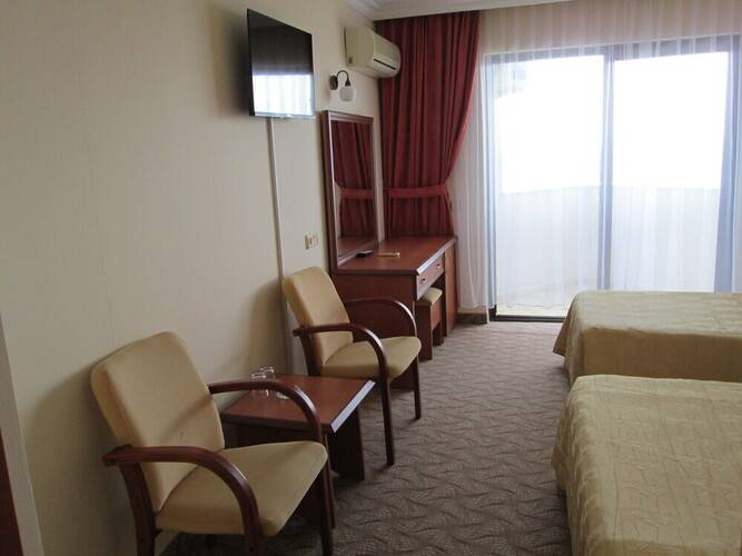 Sunshine Hotel