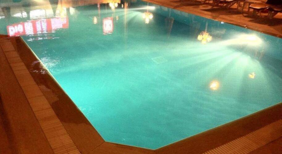 Oasis Hotel