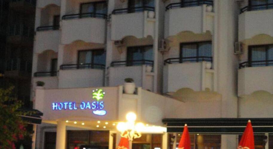 Oasis Hotel