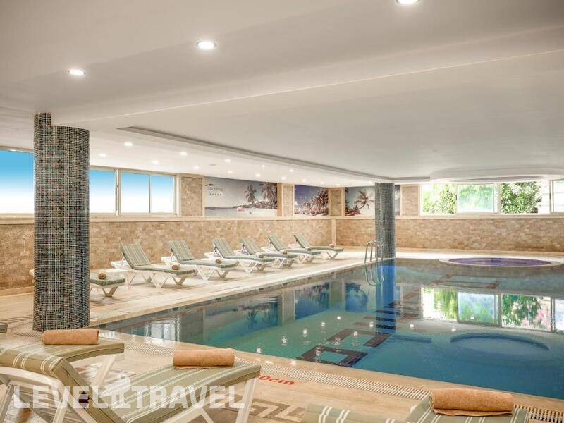 Фотография L'Oceanica Beach Resort Hotel
