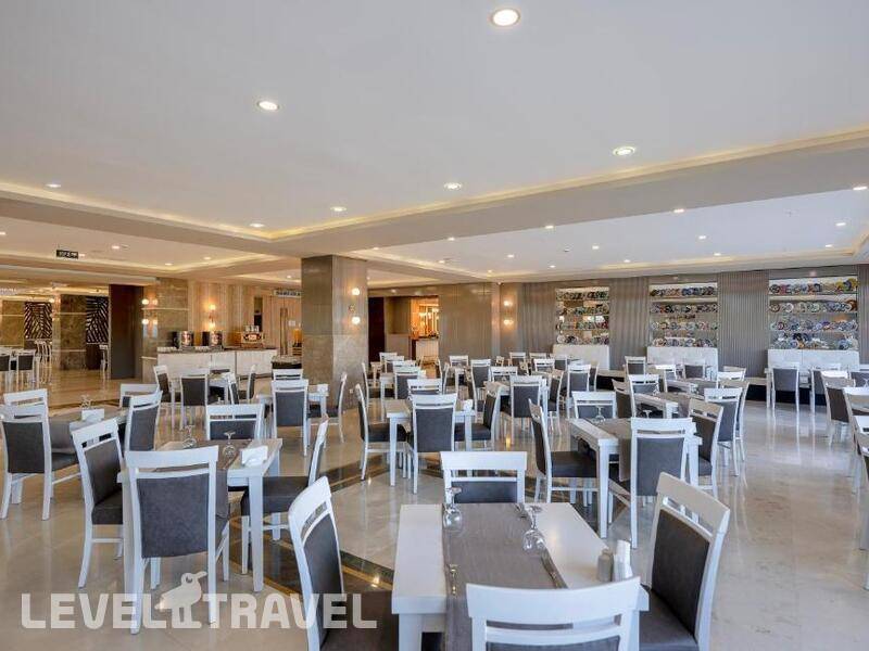 Фотография L'Oceanica Beach Resort Hotel
