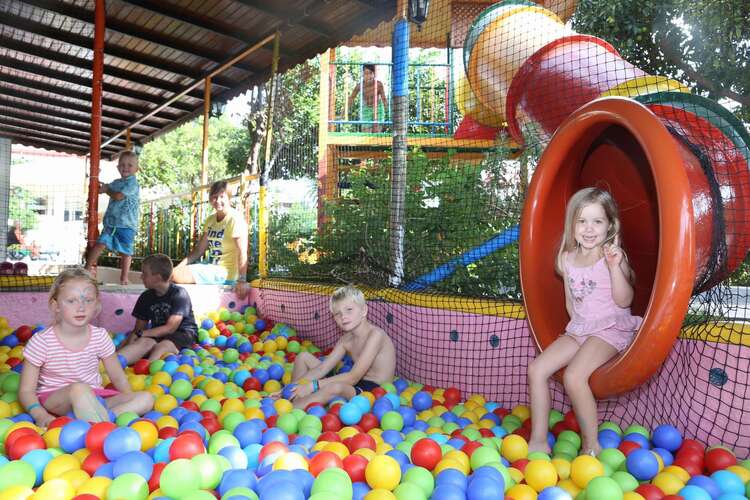 Viking Garden Hotel (Ex.Garden Resort Bergamot Hotel)