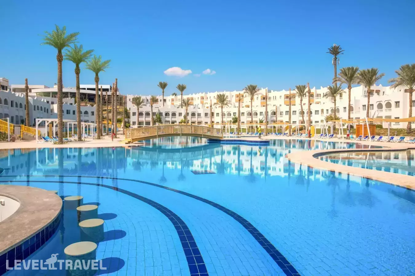 Sunrise Diamond Beach Resort