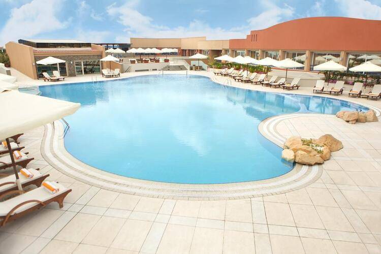 Hilton Green Plaza