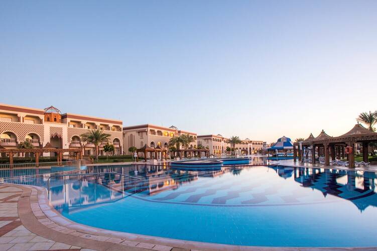 Sunrise Mamlouk Palace Resort