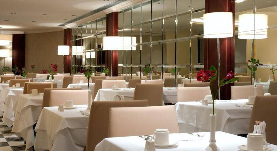 Barcelona Center Hotel — фото 12