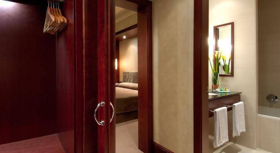 Barcelona Center Hotel — фото 32