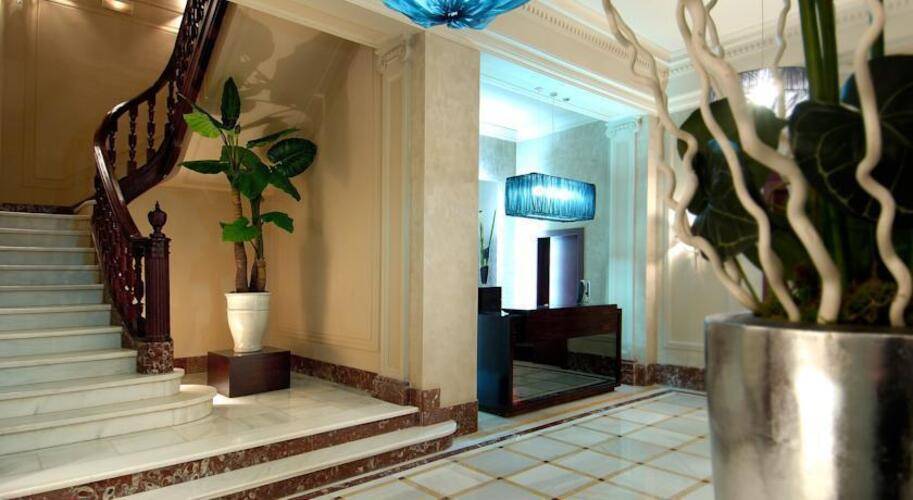 Barcelona Center Hotel — фото 9