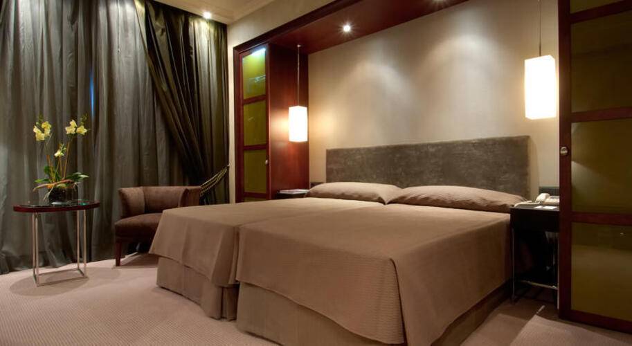 Barcelona Center Hotel — фото 30