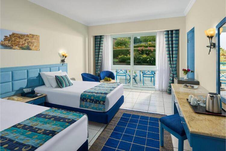 Dreams Vacation Beach Resort