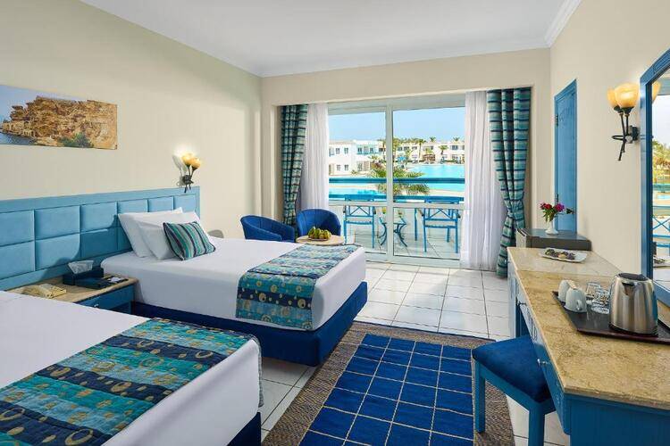 Dreams Vacation Beach Resort