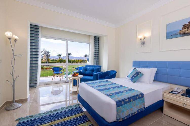 Dreams Vacation Beach Resort