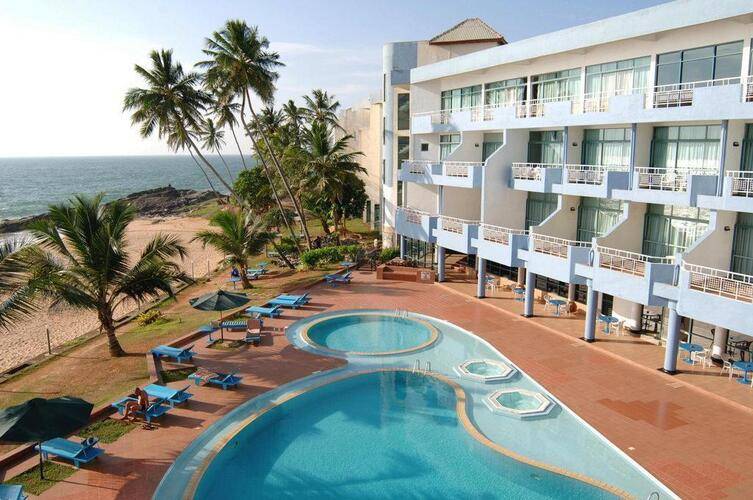 Induruwa Beach