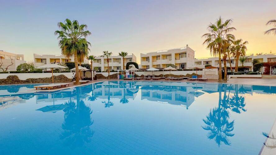 Sharm Reef