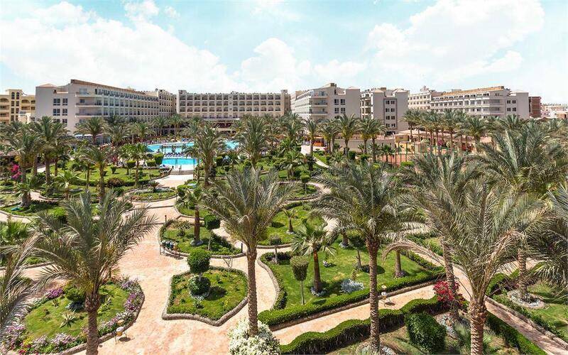 Hawaii Le Jardin Resort & Aqua Park