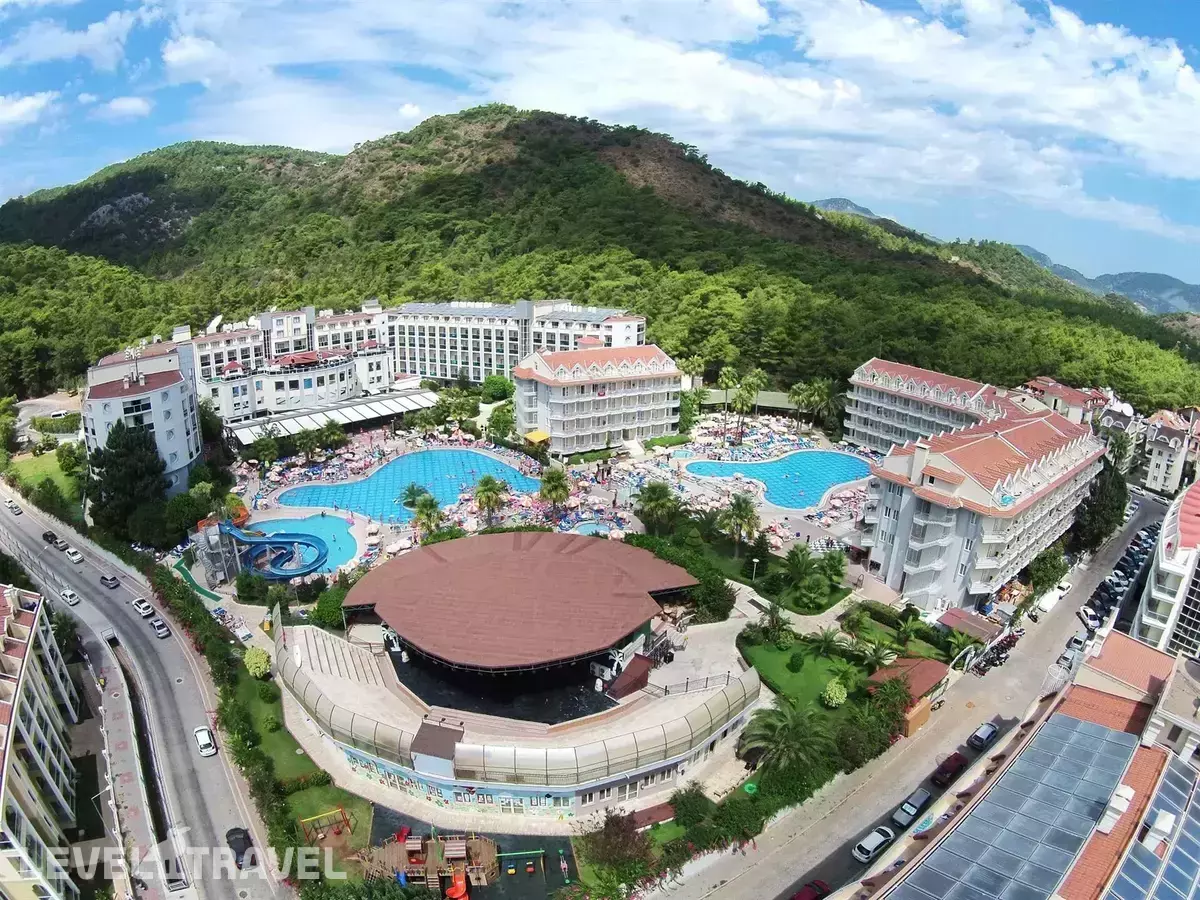 Green Nature Resort & Spa