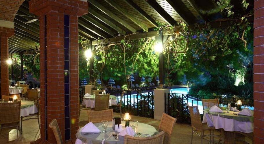 Zeytinada Hotel