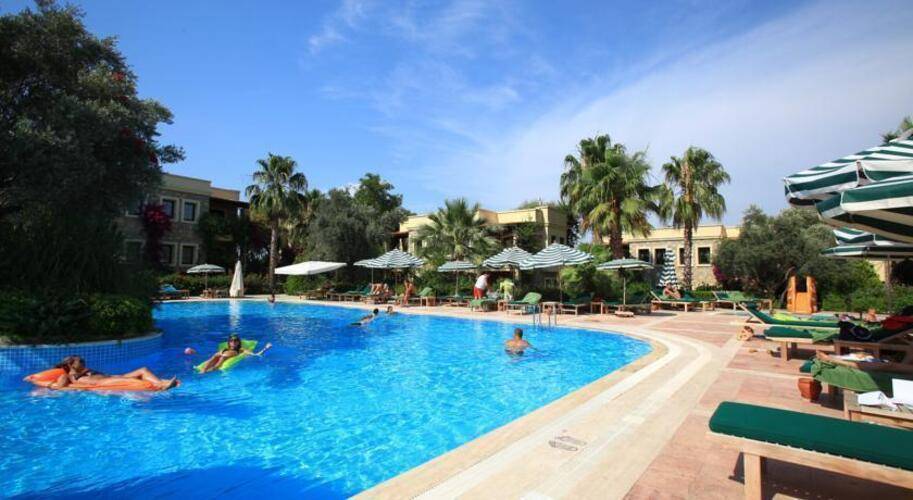 Zeytinada Hotel