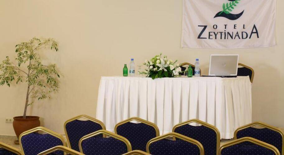 Zeytinada Hotel