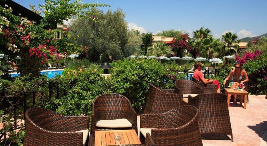 Zeytinada Hotel