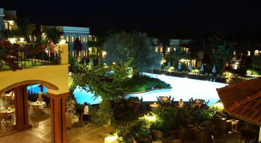 Zeytinada Hotel